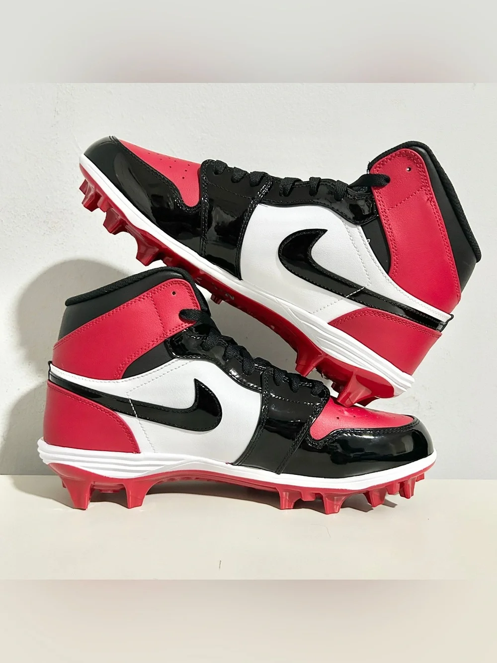 Air Jordan 1 Mid TD “Bred Toe” Men’s Size 9.5-10 Red Black White Football Cleats